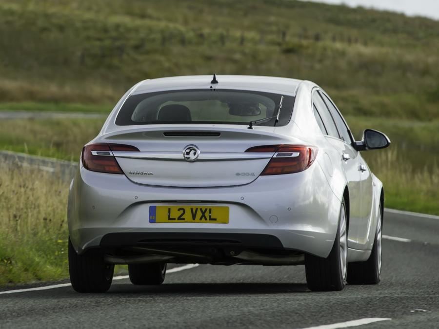  Vauxhall Insignia ecoFLEX Hatchback 2013 года  (фото 7 из 25)
